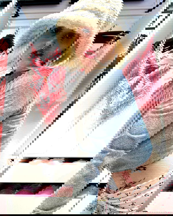 shanikaneko image ~ Altpins