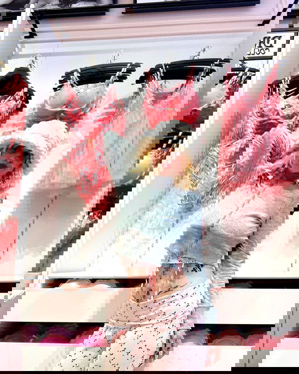 shanikaneko image ~ Altpins