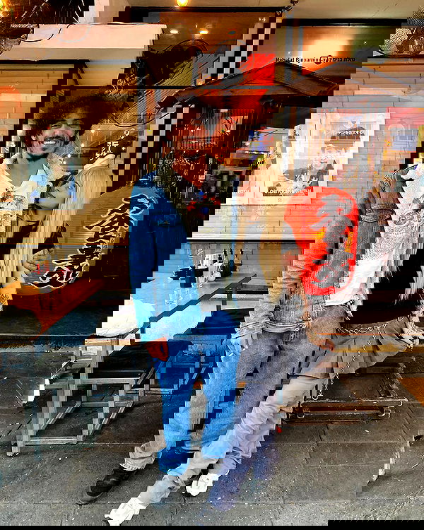 shanikaneko image ~ Altpins