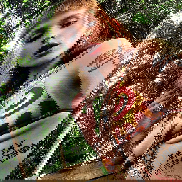 shanikaneko image ~ Altpins