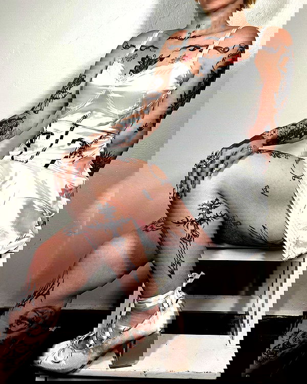 shanikaneko image ~ Altpins