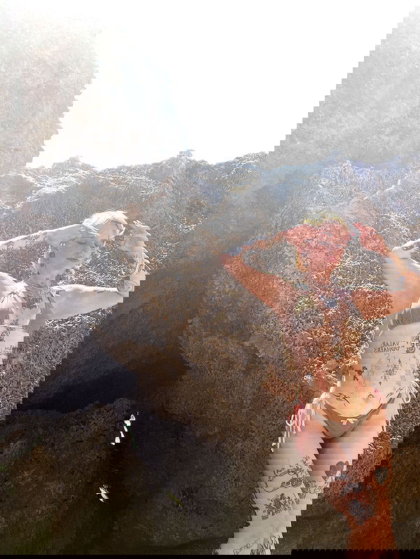 shanikaneko image ~ Altpins