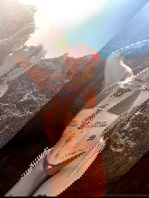 shanikaneko image ~ Altpins