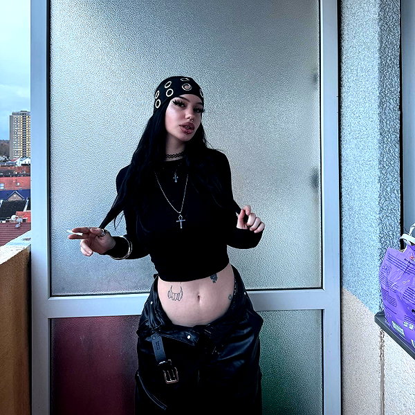 shawtysuzi instagram image archive image