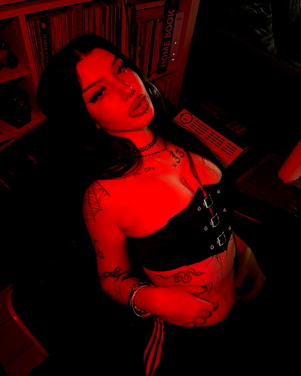 shawtysuzi instagram image archive image