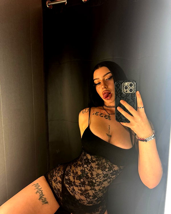 shawtysuzi instagram image archive image