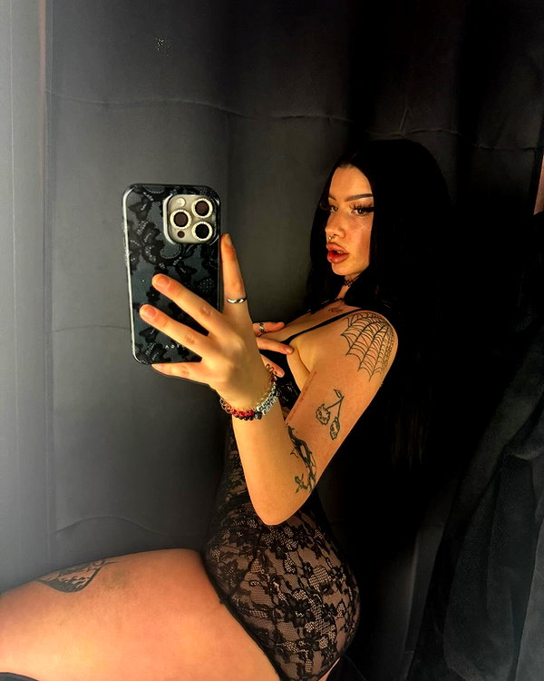 shawtysuzi instagram image archive image