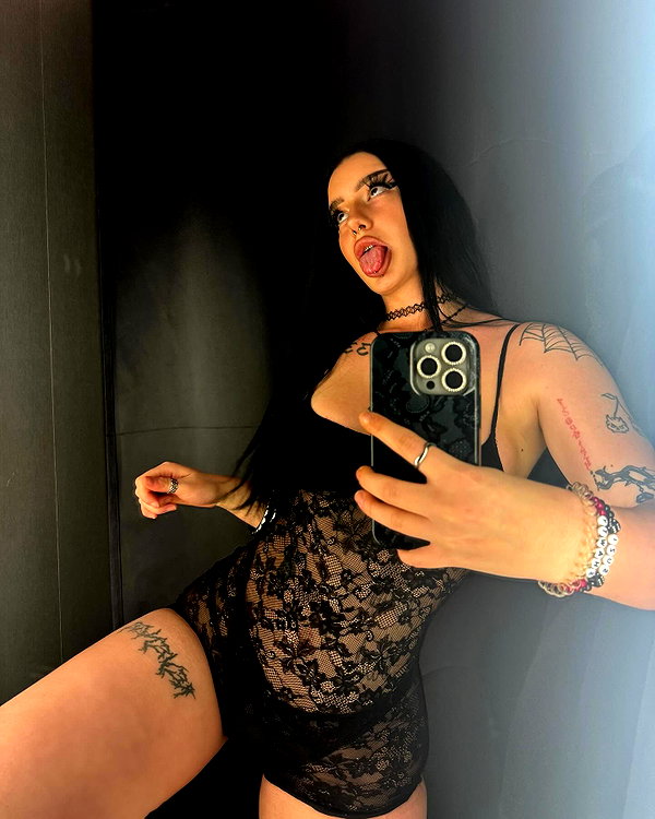 shawtysuzi instagram image archive image