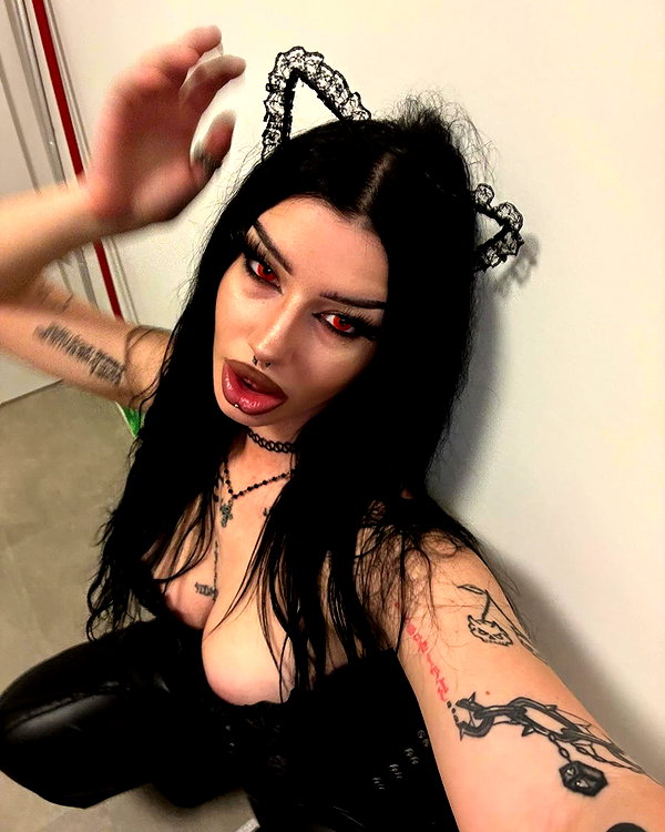 shawtysuzi instagram image archive image