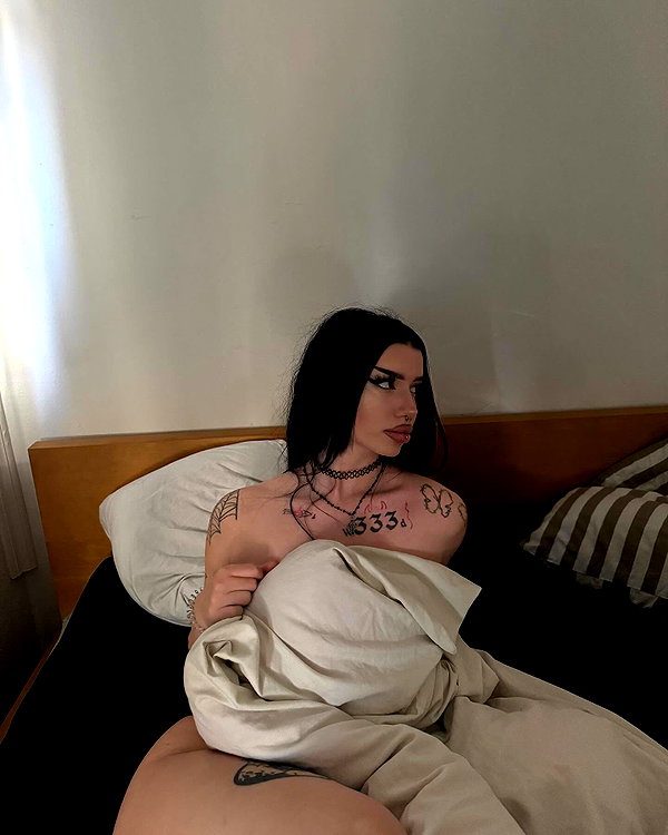 shawtysuzi instagram image archive image