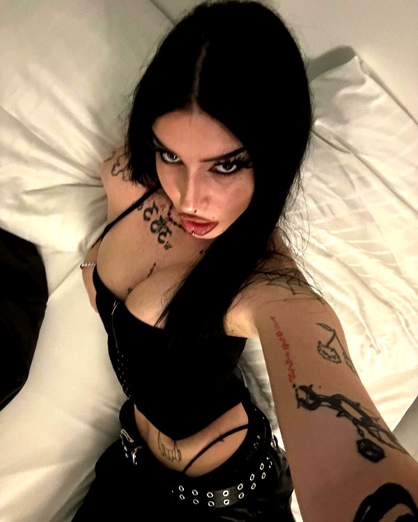 shawtysuzi instagram image archive image