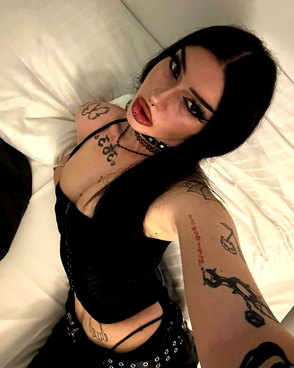 shawtysuzi instagram image archive image