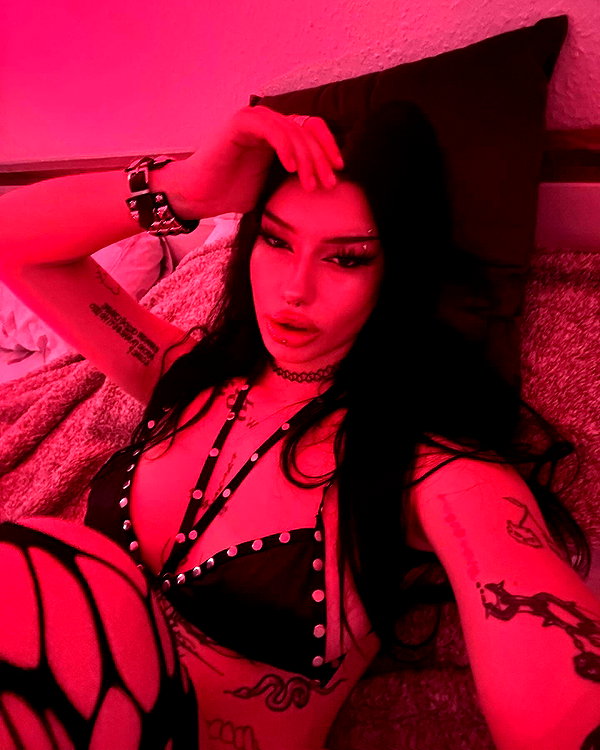 shawtysuzi instagram image archive image