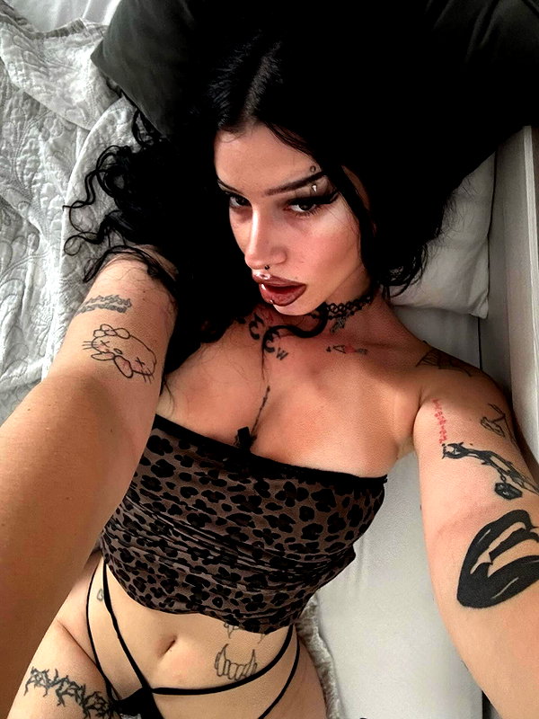 shawtysuzi instagram image archive image