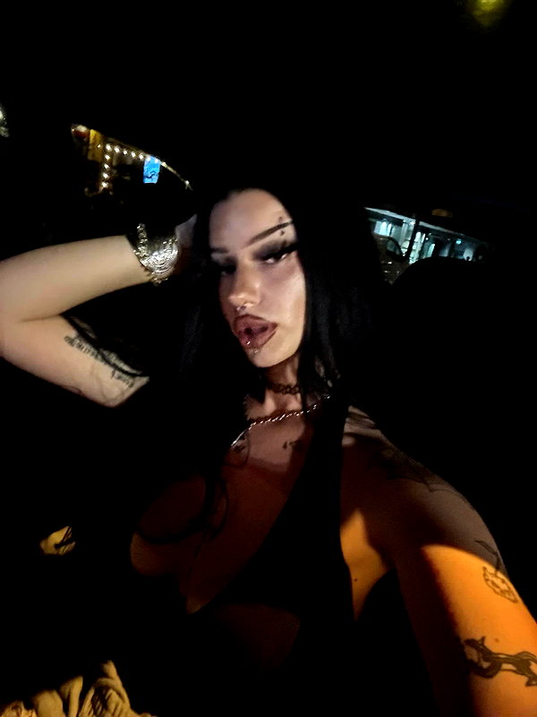 shawtysuzi instagram image archive image