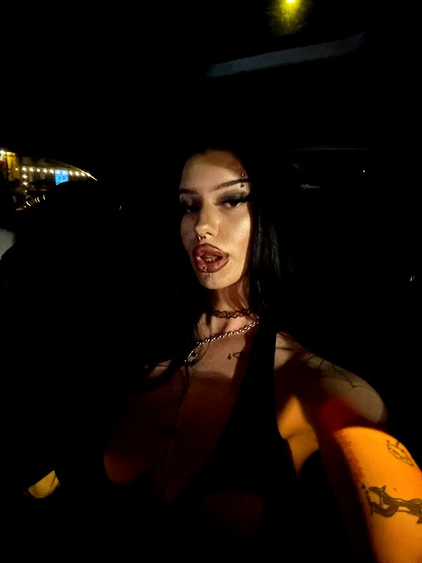 shawtysuzi instagram image archive image