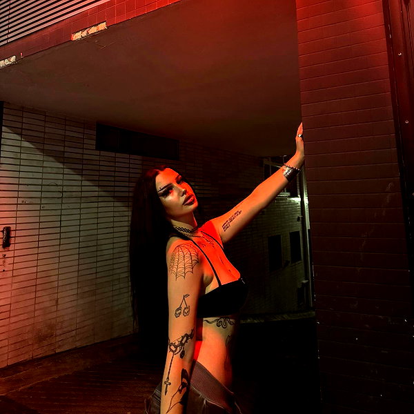 shawtysuzi instagram image archive image