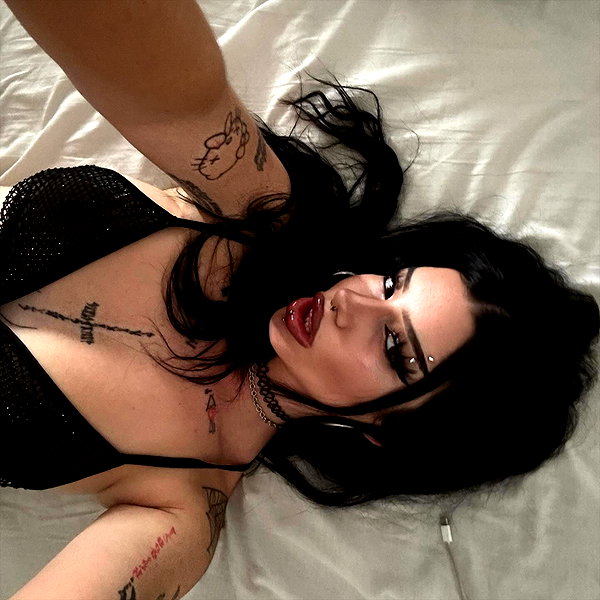 shawtysuzi instagram image archive image