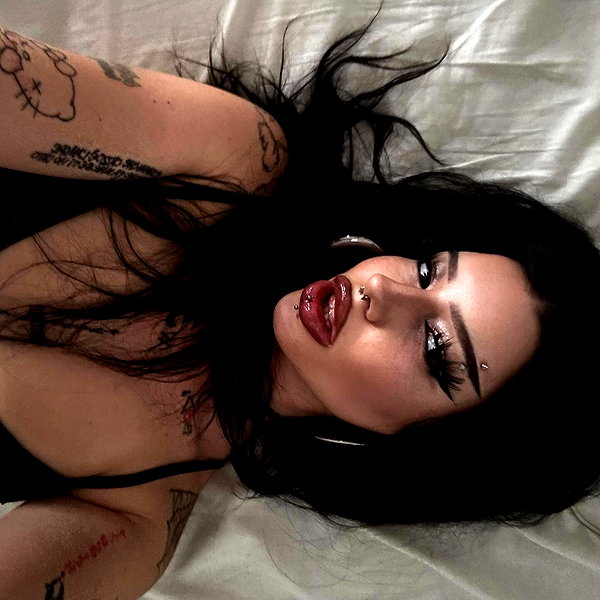 shawtysuzi instagram image archive image
