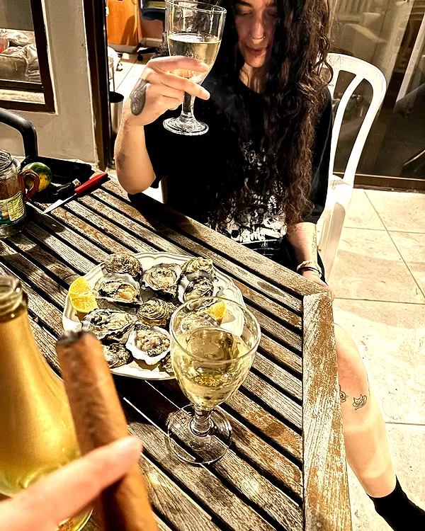 shayli_or shayli_or archive image