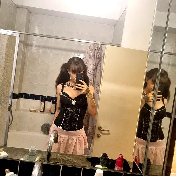 shayli_or shayli_or archive image