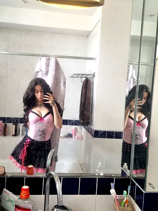 shayli_or shayli_or archive image