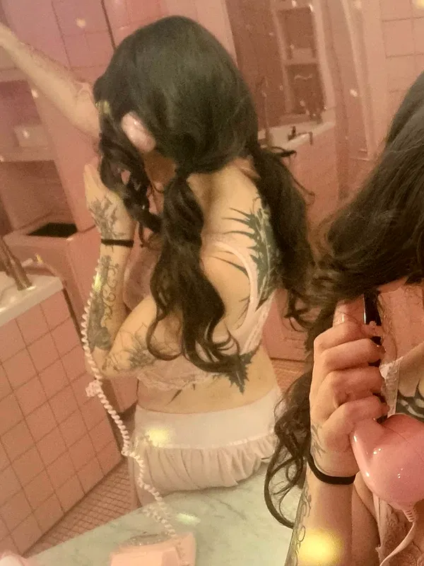 shayli_or shayli_or archive image