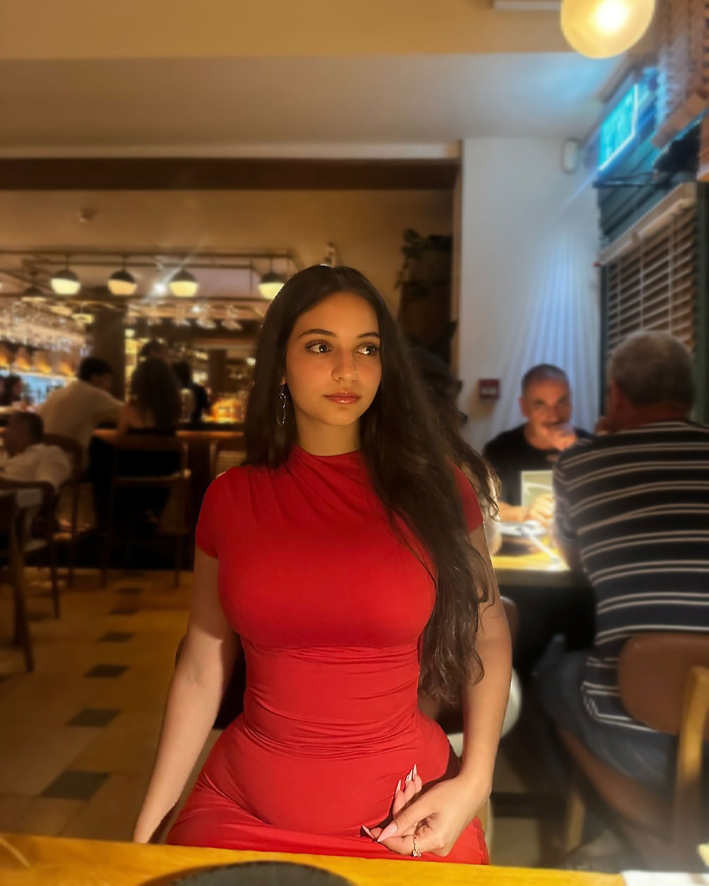 shelly_.mor instagram image archive image