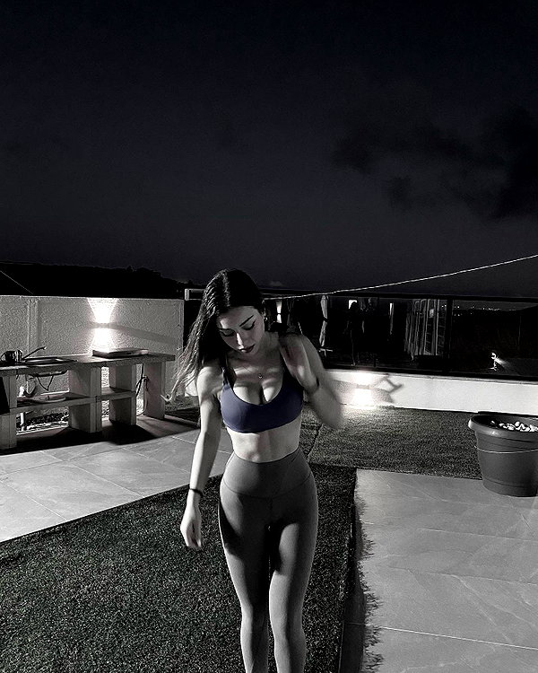 shira_asaf instagram image archive image