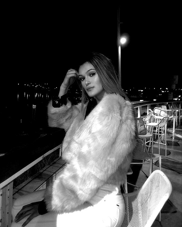 shira_or_adar_ instagram image archive image