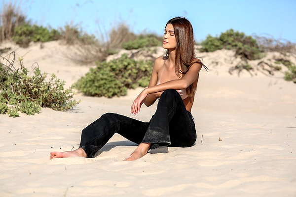 shira_or_adar_ instagram image archive image