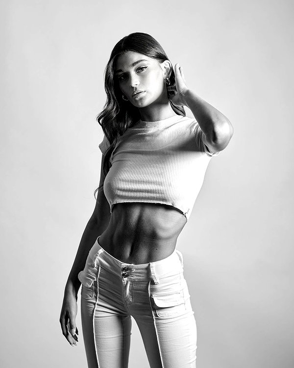 shira_or_adar_ instagram image archive image