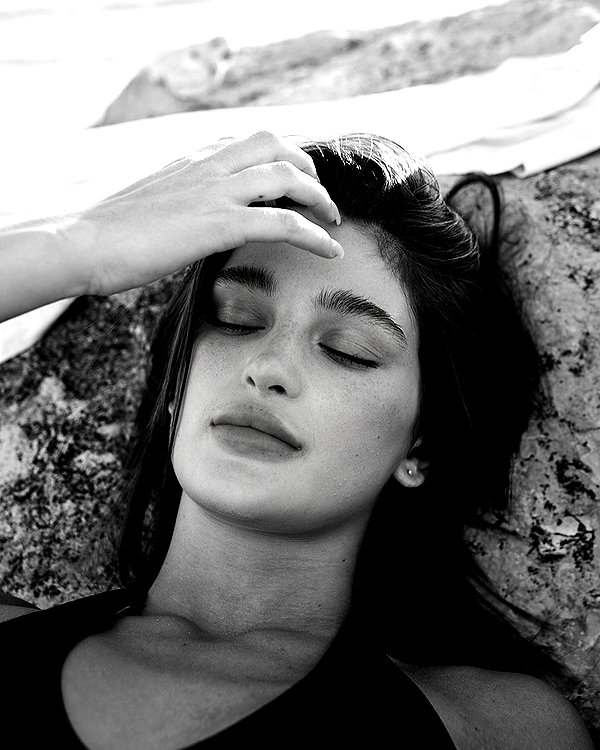 shira_or_adar_ instagram image archive image