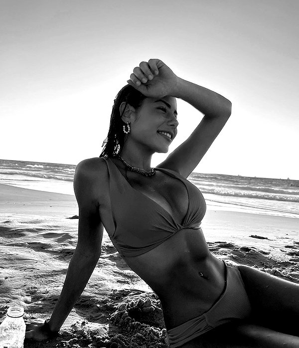 shirel.varol instagram image archive image