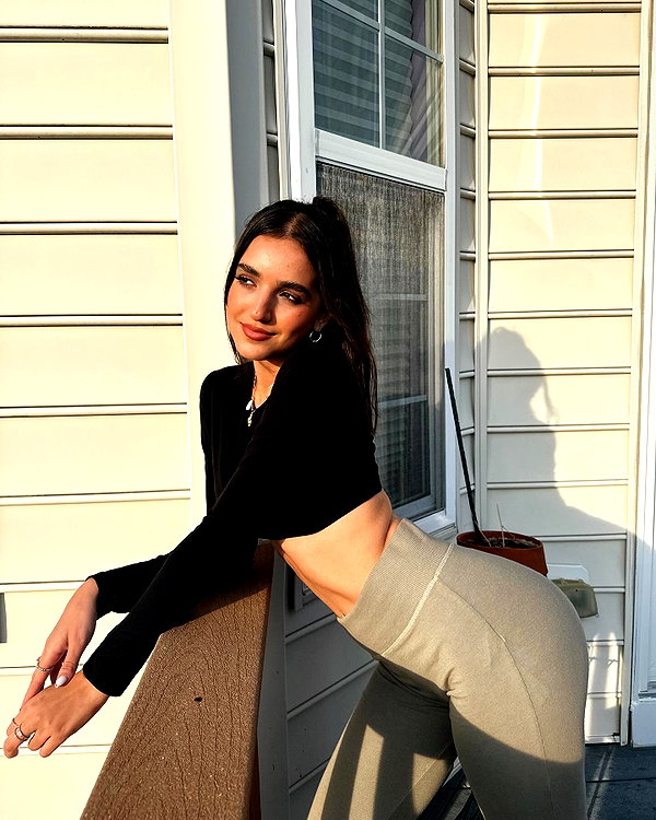shirpolani instagram image archive image