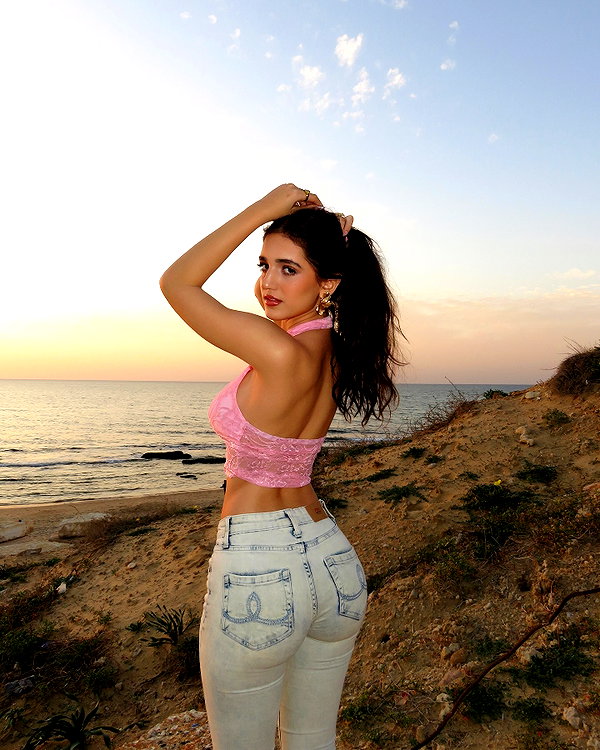 shirpolani instagram image archive image