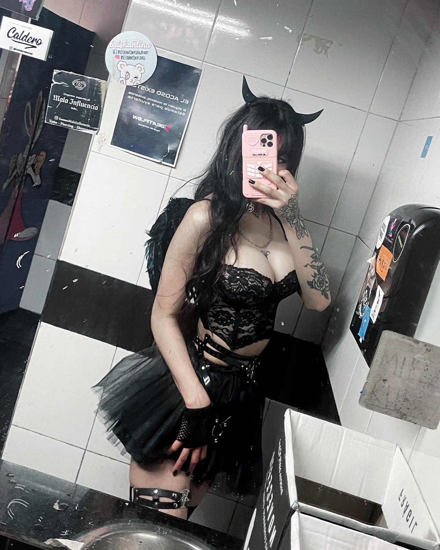 shunli__mei instagram image archive image