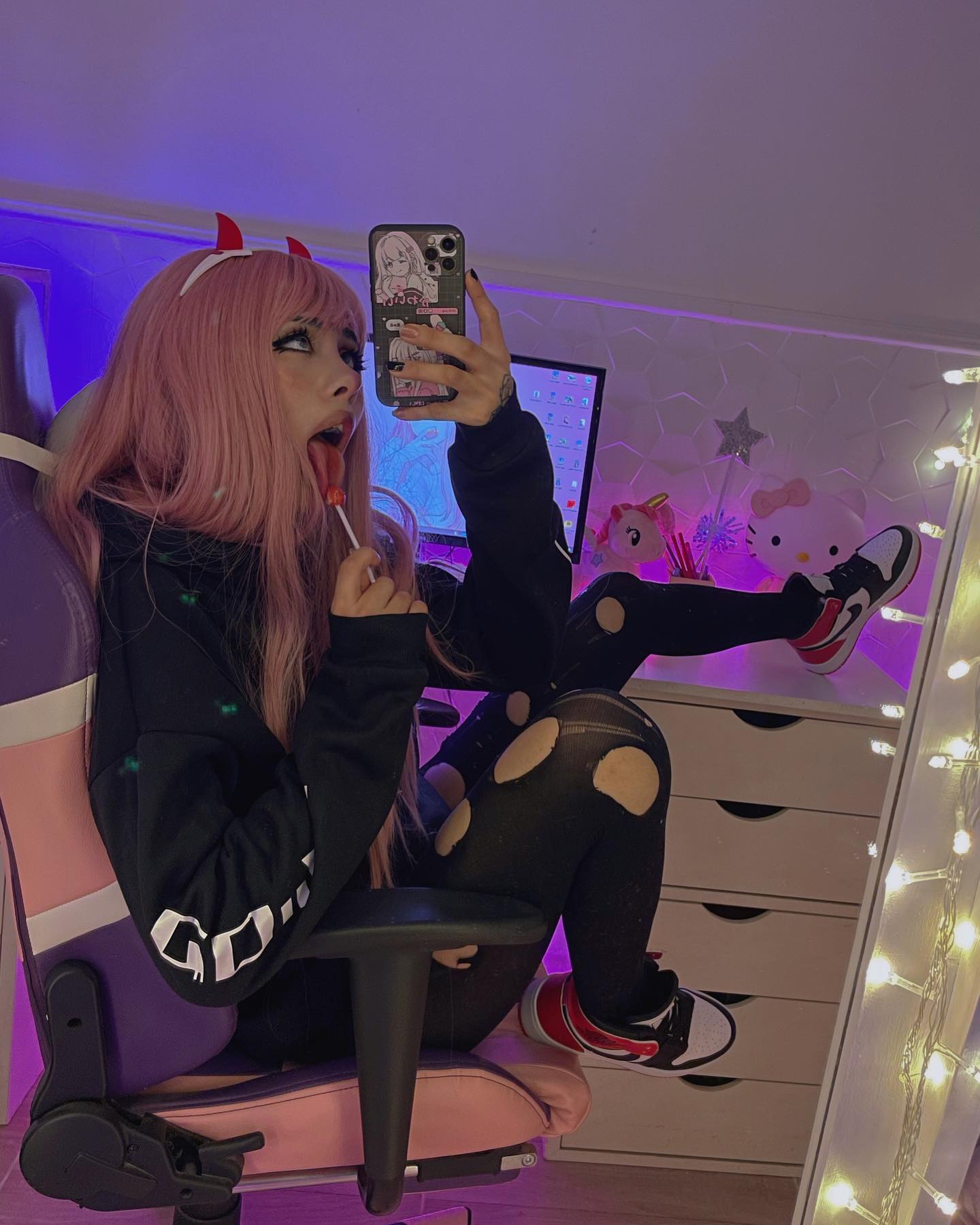 shunli__mei instagram image archive image