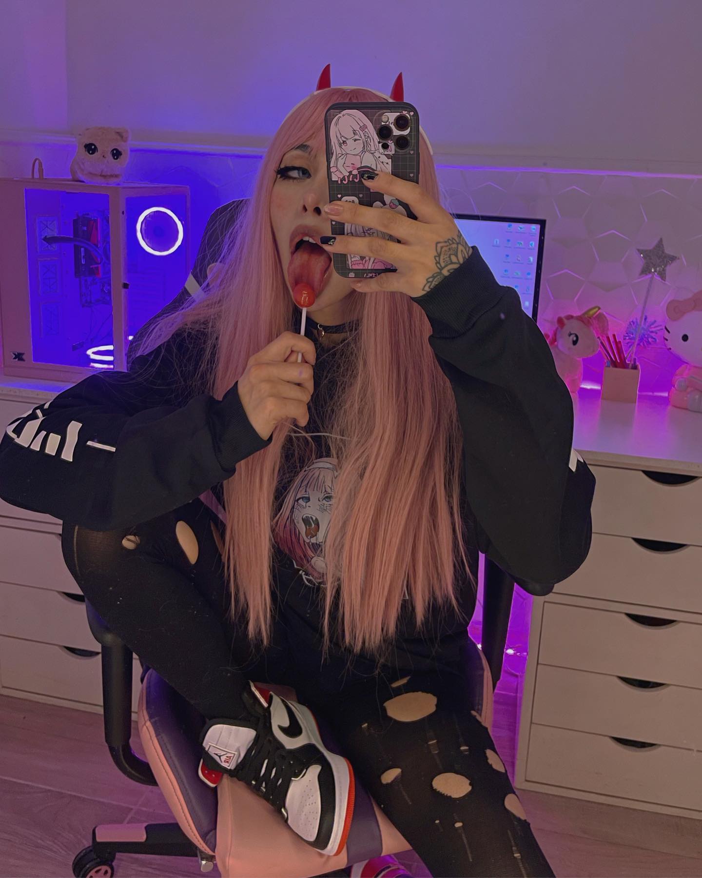 shunli__mei instagram image archive image