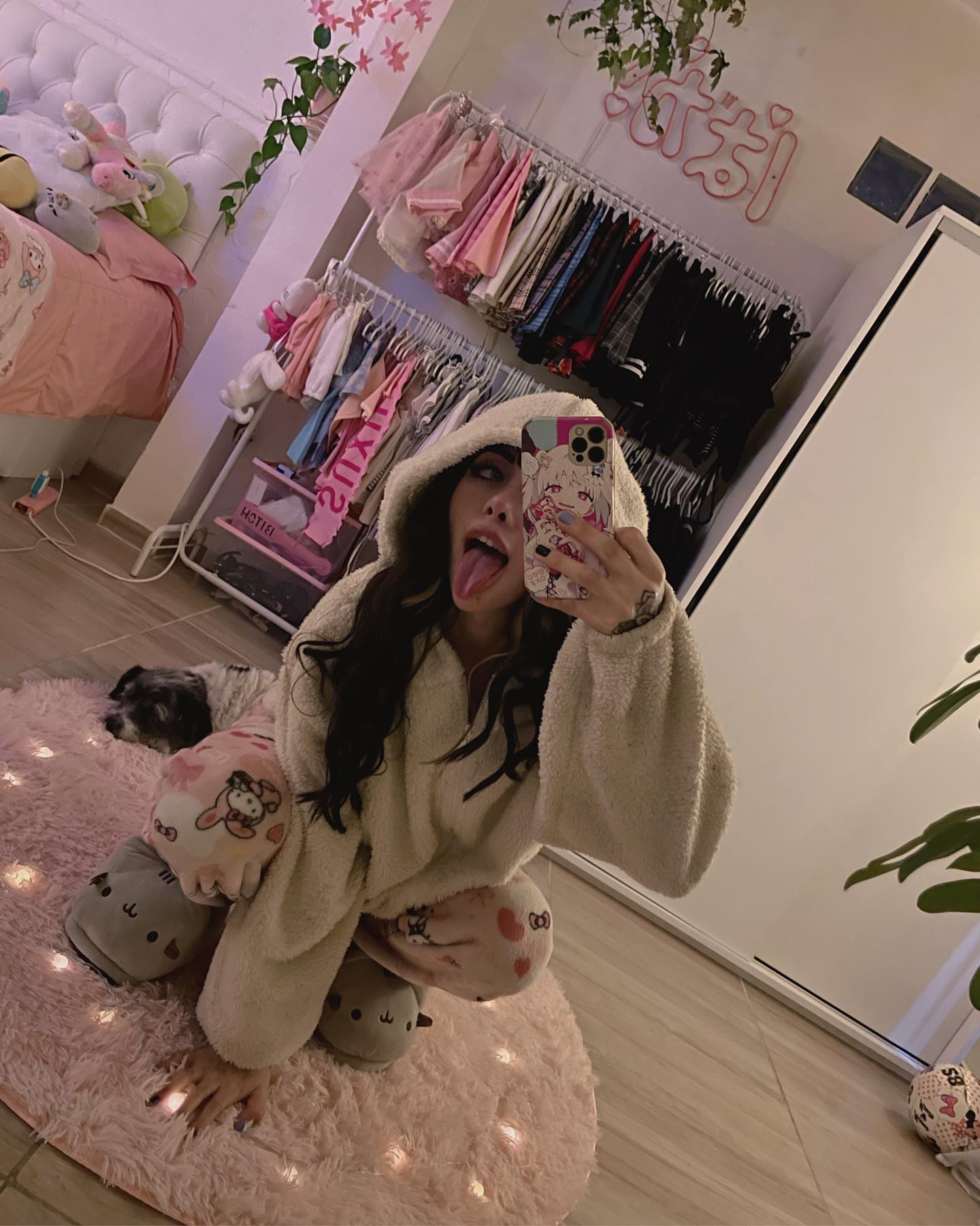 shunli__mei instagram image archive image