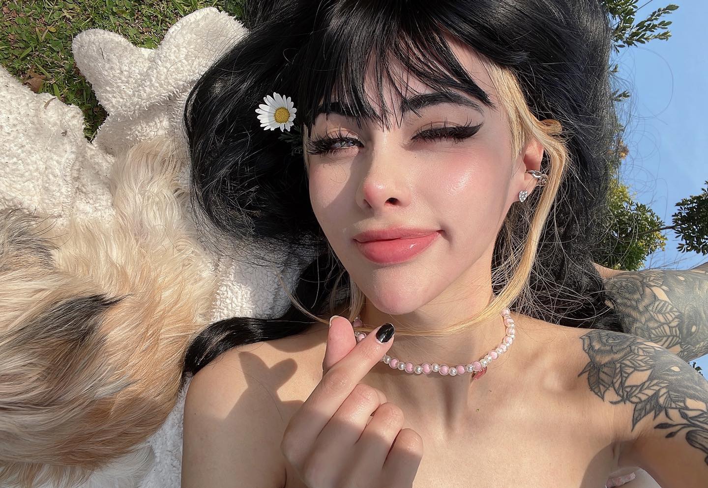 shunli__mei instagram image archive image