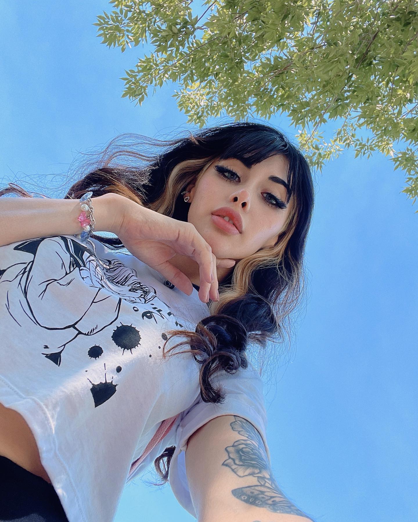 shunli__mei instagram image archive image