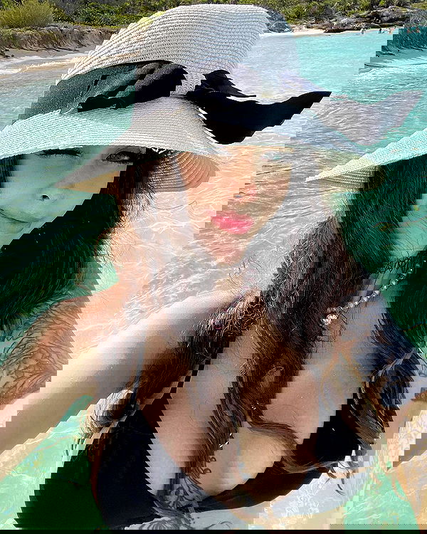 shunli__mei image ~ Altpins