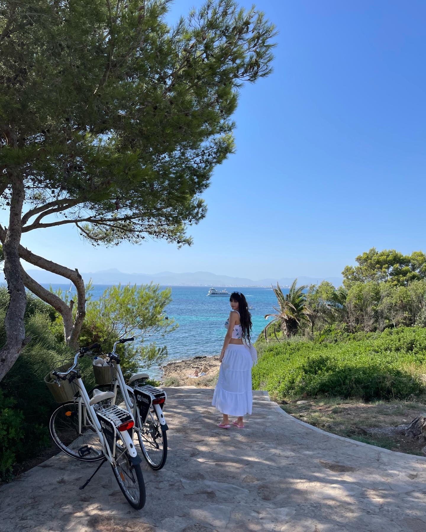 shunli__mei instagram image archive image