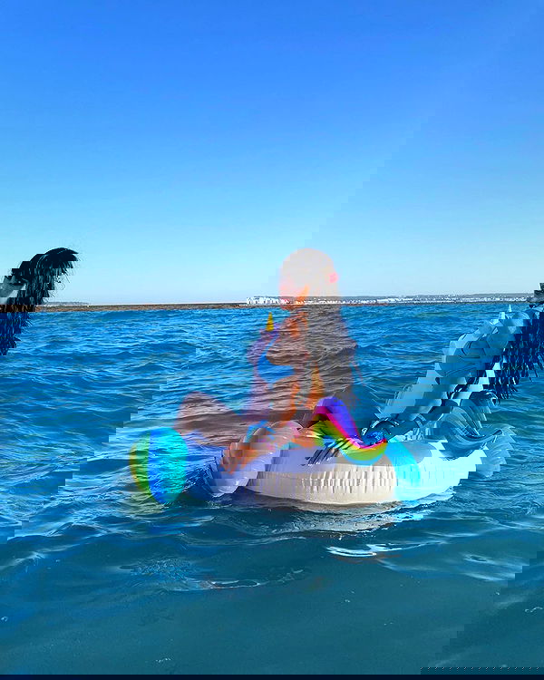 shunli__mei image ~ Altpins