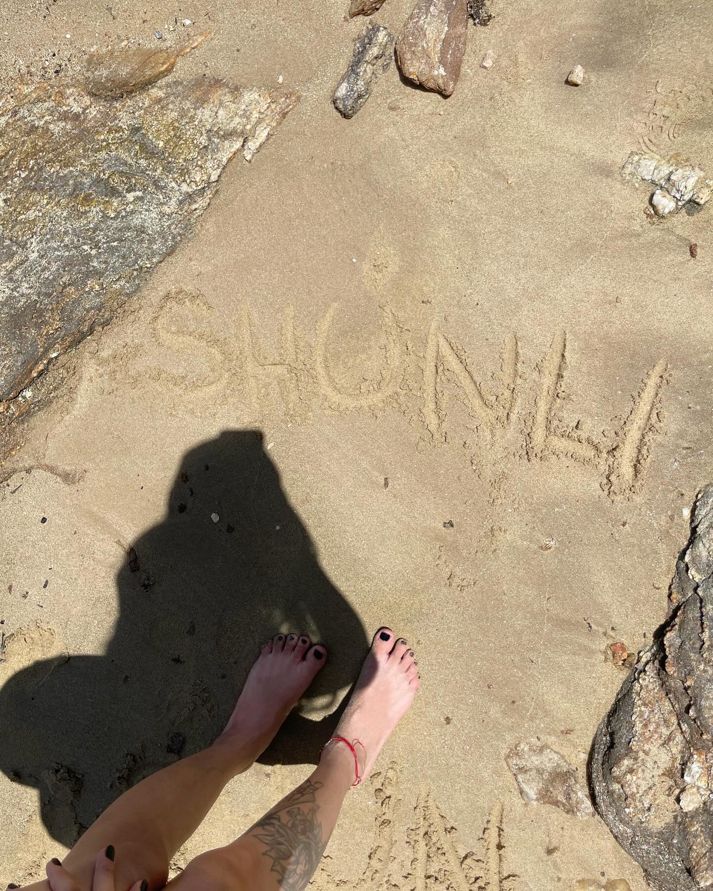 shunli__mei instagram image archive image