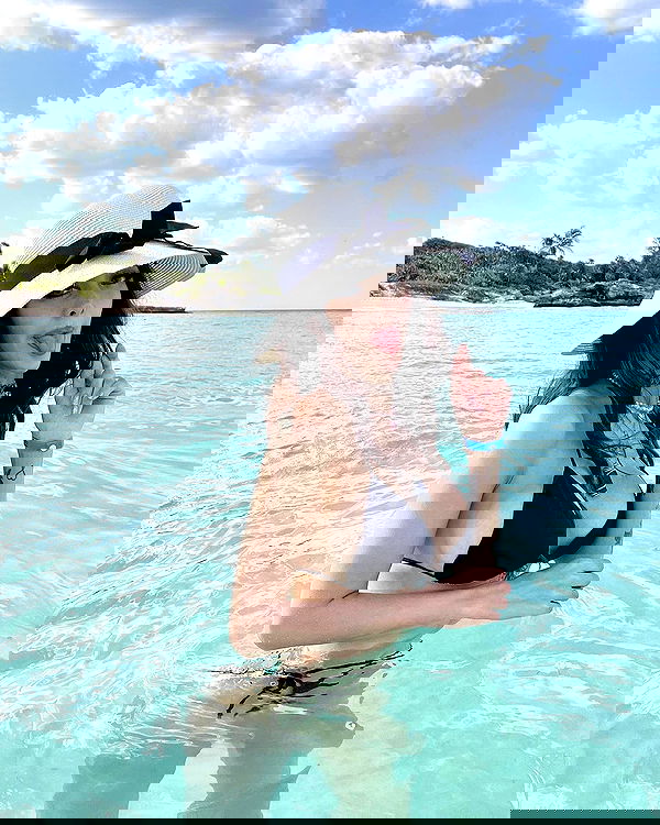 shunli__mei image ~ Altpins