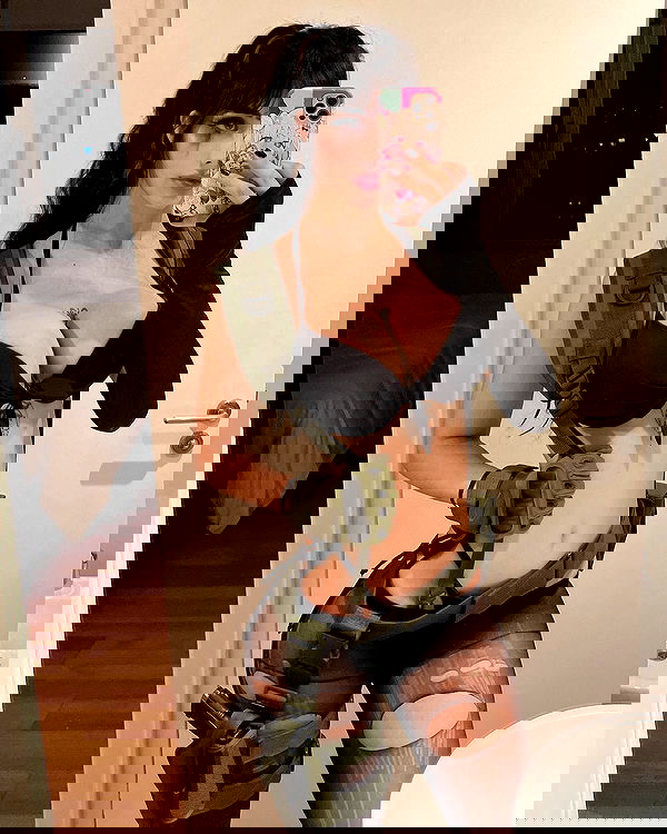 shunli__mei image ~ Altpins