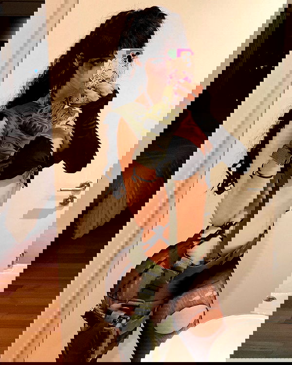 shunli__mei image ~ Altpins