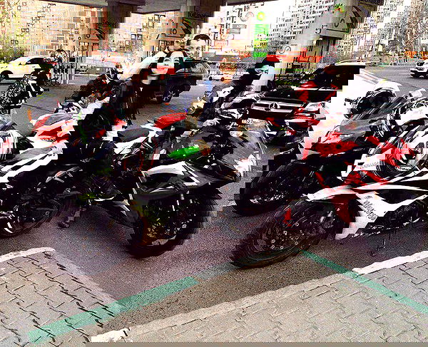 siyamore_ image ~ Altpins